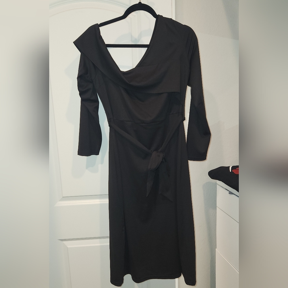 Elegant Black Off The Shoulder Long Sleeve Dress